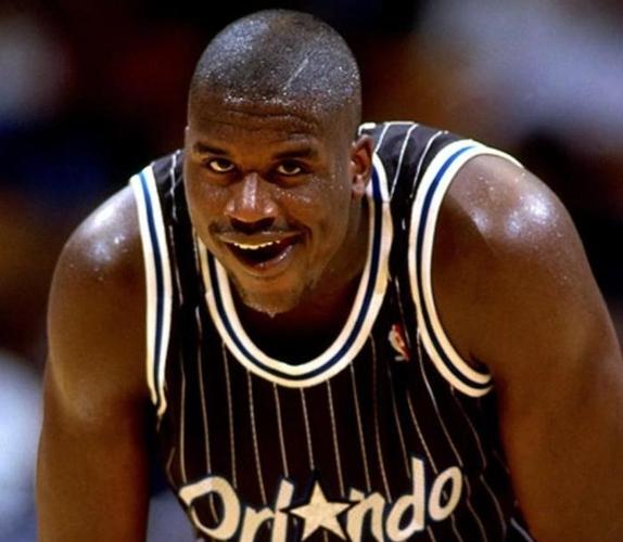 探寻奥尼尔眼中的卢卡·东契奇：从误解到赞誉的转变（奥尼尔眼中的卢卡·东契奇：从质疑到称赞的转折）