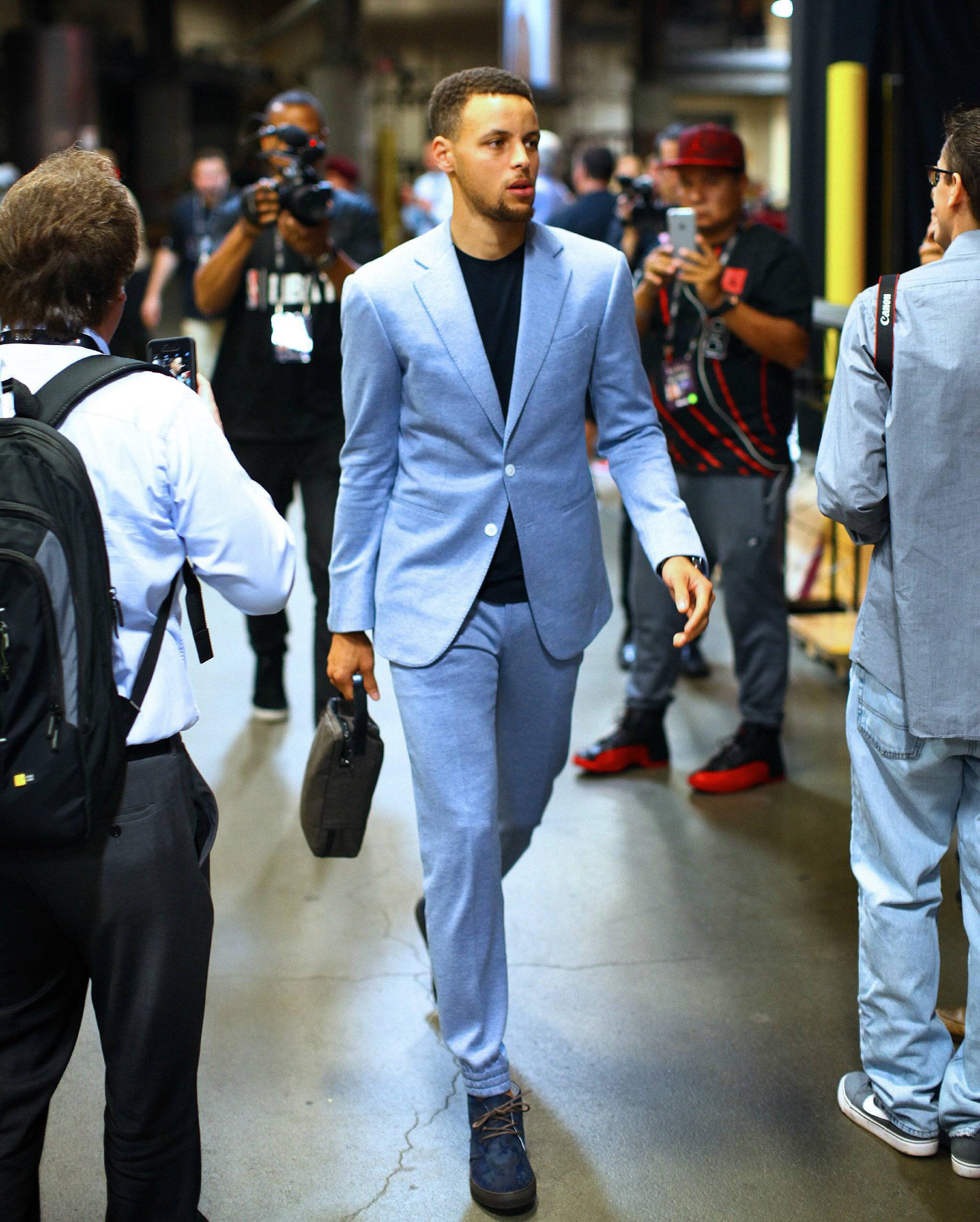 乌奈-西蒙：战平巴黎是积极的，但我们也有机会拿下三分（乌奈-西蒙：逼平巴黎值得肯定，但我们本可全取三分）