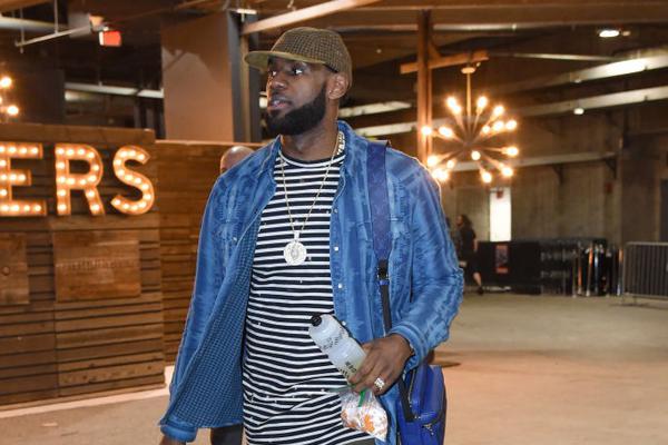 美记：勇士现在愿意在交易中加入波杰姆斯基（美媒：勇士愿将波杰姆斯基作为交易筹码）