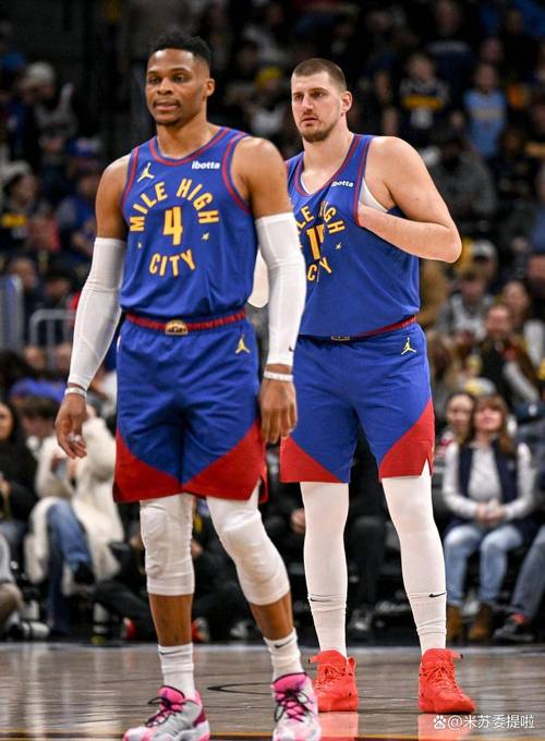 梅西：瓜帅是独一无二的，对我来说他是所有教练中最好的（梅西：瓜迪奥拉独一无二，是我心目中的最佳教练）