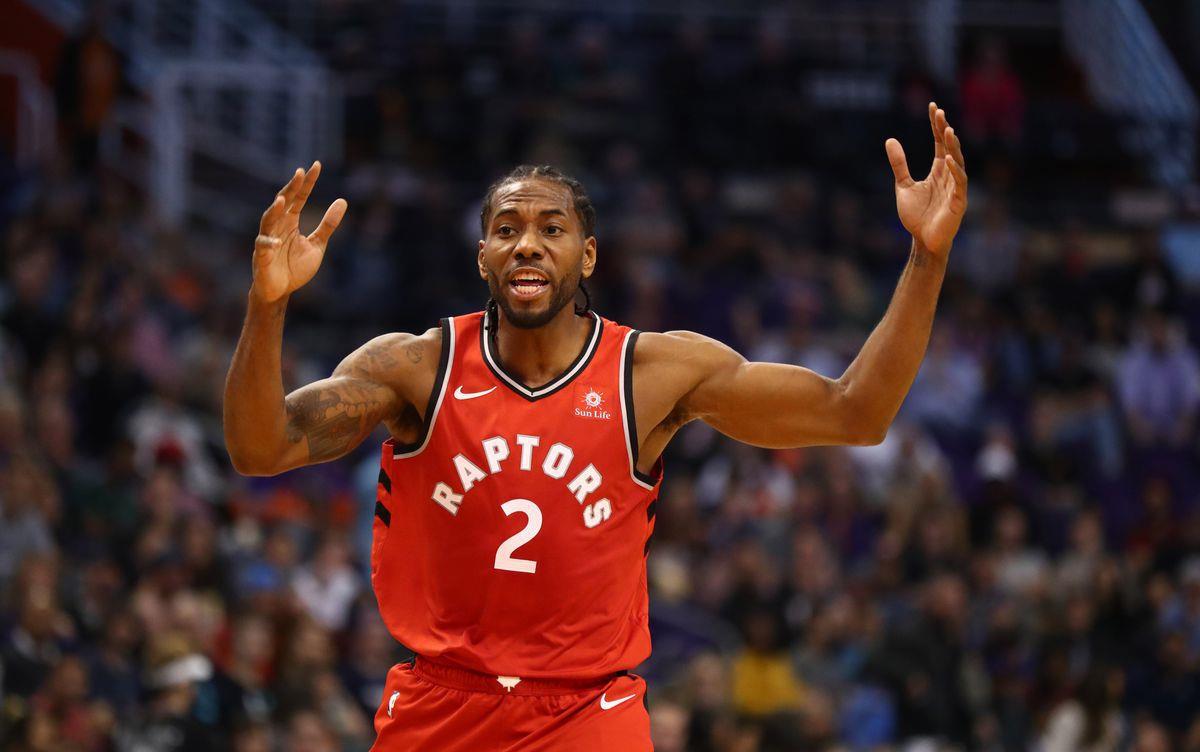 爱德华兹：库里在美国队时候总告诉我们要有耐心，球迟早会进（爱德华兹：库里在美国队总提醒我们保持耐心，手感迟早会来）