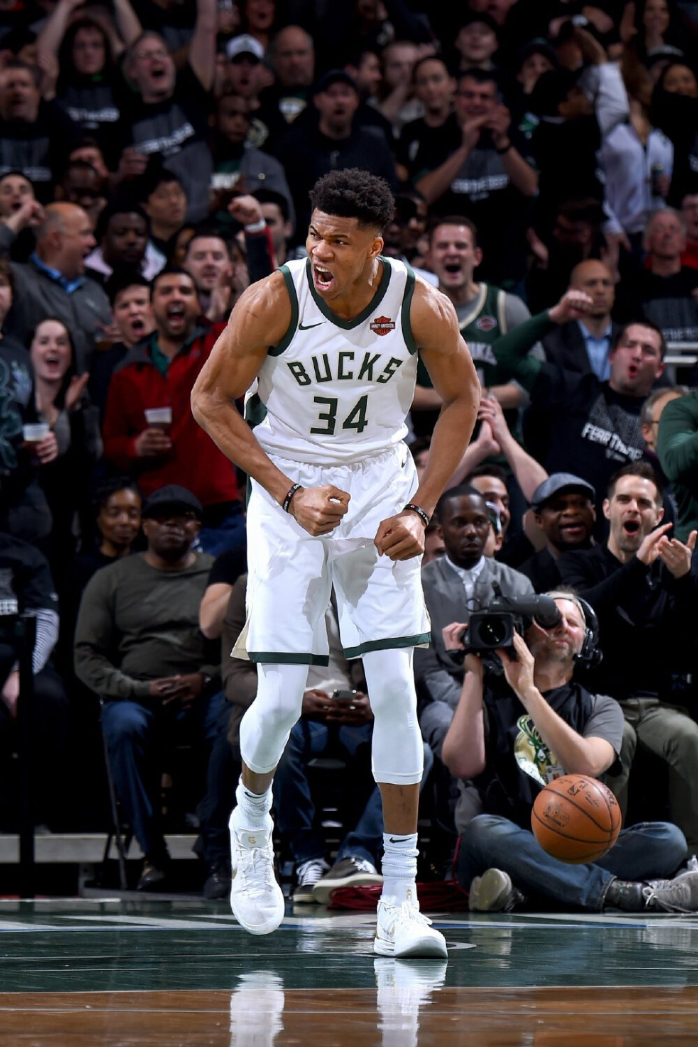 国乒横扫韩国豪取五连胜 王楚钦：“双方都发挥出了很高水平”（国乒横扫韩国斩获五连胜 王楚钦：两队都打出了高水平）