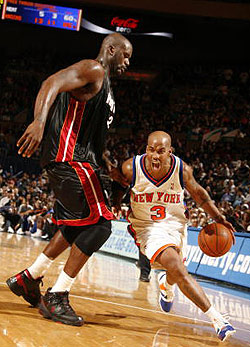 国米vs凯拉特首发预测：巴雷拉踢后腰，劳塔罗继续首发搭皮奥（国米对阵凯拉特首发前瞻：巴雷拉出任后腰，劳塔罗与皮奥继续先发）