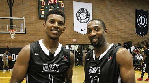 吴少聪离开拉多米亚克 将回中超联赛效力（吴少聪告别拉多米亚克，重返中超赛场）