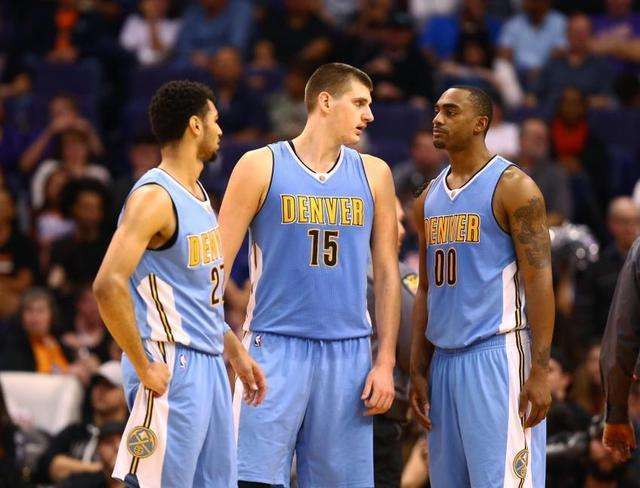 小将卡尔：我从基米希和凯恩身上学到了很多，很开心在拜仁踢球（卡尔：从基米希和凯恩身上获益匪浅，在拜仁踢球让我很开心）