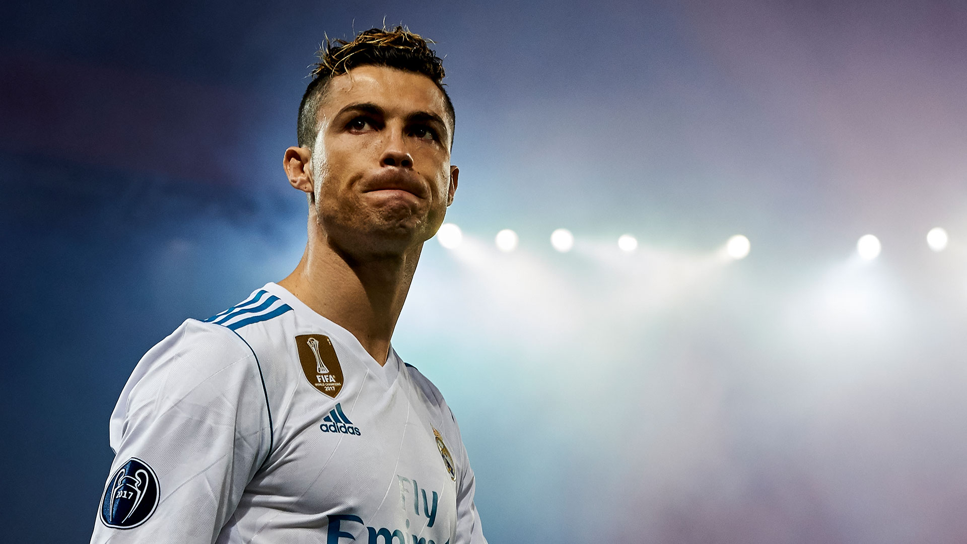 拉比奥出战的4场意甲米兰不败仅丢1球，缺阵7场仅3胜且丢8球（拉比奥出场4轮米兰不败仅失1球，缺席7战仅3胜且被攻入8球）