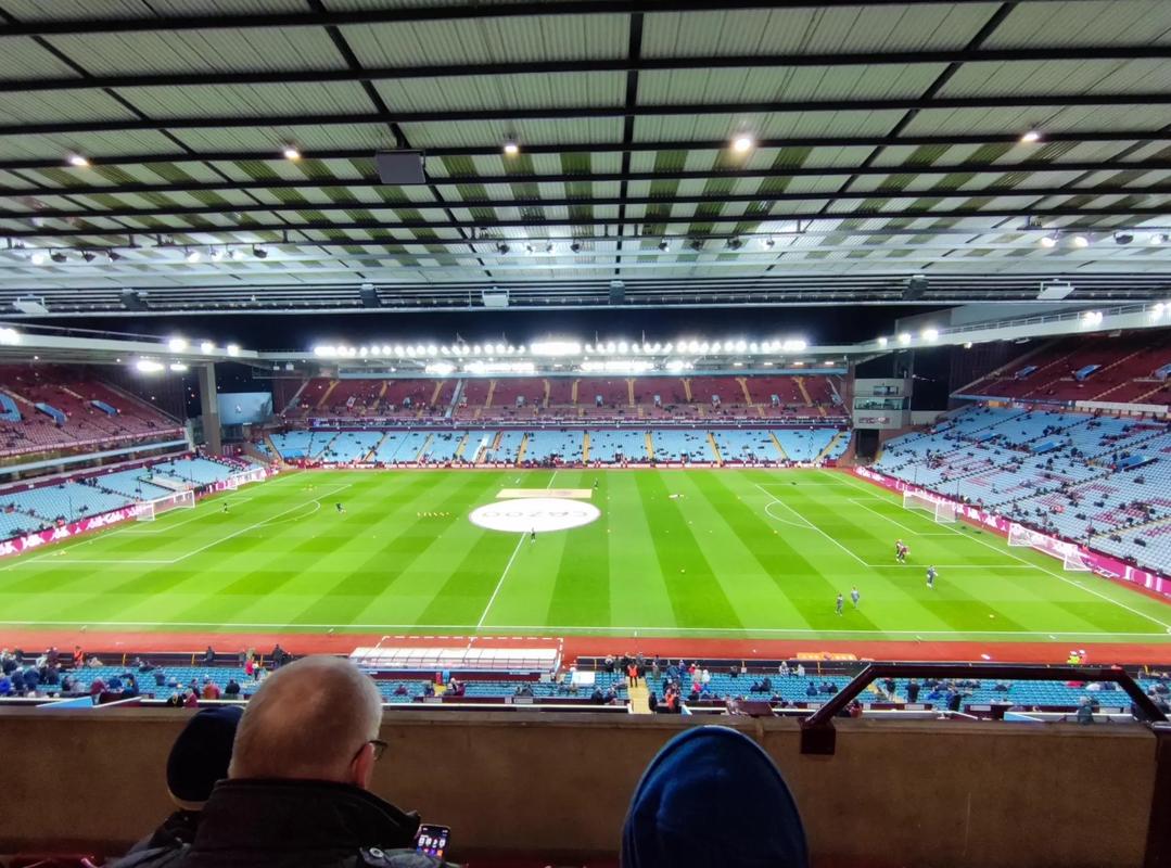 小香农：为加内特回归感到高兴 很欣慰他得到这机会并球衣退役（小香农：加内特回归令我高兴，他获球衣退役让我倍感欣慰）