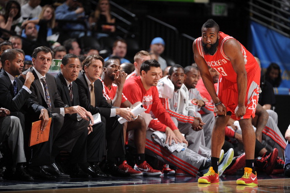 超高效率！祖巴茨14中13狂轰33分填满数据栏（效率炸裂！祖巴茨14投13中狂砍33分，全能数据拉满）