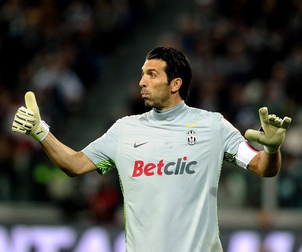 小法：我对从事教练充满激情；从温格身上学会了培养年轻人（法布雷加斯：执教热忱高涨，受温格熏陶擅长培养新秀）