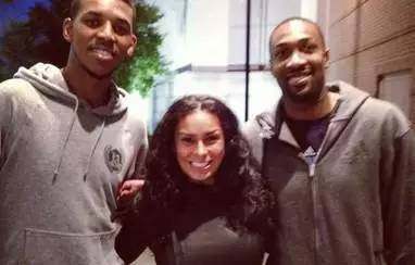 12月13日NBA看点：库里复出战群狼，老鹰、活塞强强对话（12月13日NBA前瞻：库里归来迎战森林狼，老鹰与活塞上演焦点之战）