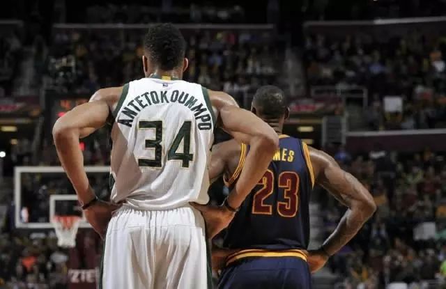 恭喜！闫鹏飞追平拉米扎纳升至CBA历史盖帽榜并列第20位（闫鹏飞追平拉米扎纳，CBA历史盖帽榜并列第20位）