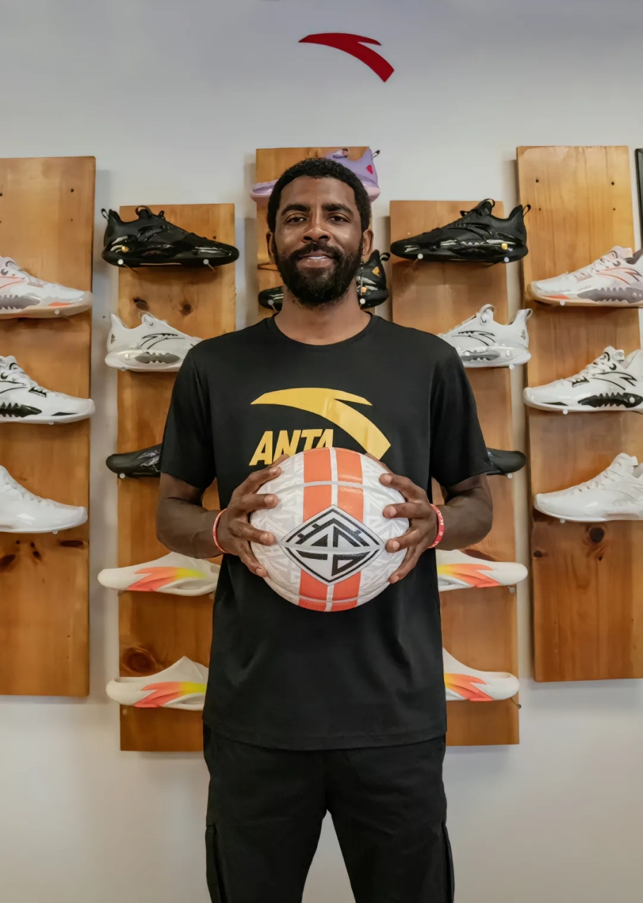 姆巴佩迎来27岁生日，明天凌晨在今年最后一战冲击C罗纪录（27岁生日之际，姆巴佩将在明晨年度收官战冲击C罗纪录）